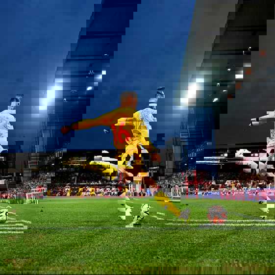 Onecms 5Bdd21a7 62Fe 45D4 90Da F0228c2a6a4a.Jpg