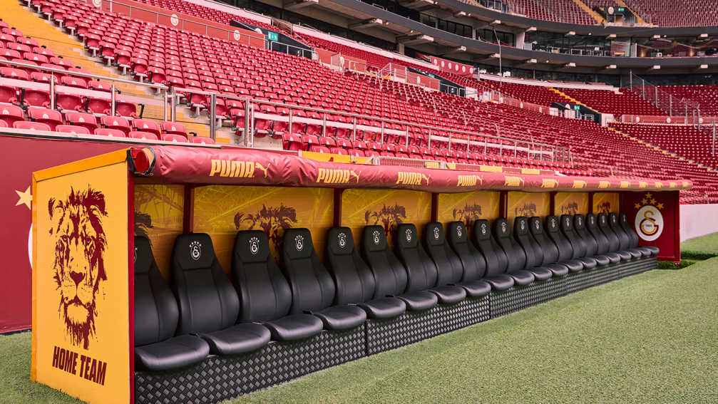 Galatasaray Rams Park Dugout Seats 01